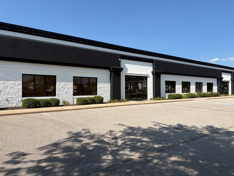 More Photos Of 750 Patrick Pl, Brownsburg Light Distribution For Lease