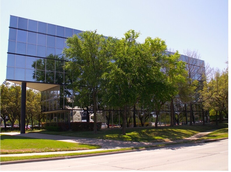 More Photos Of 8600 Freeport Pky, Irving Office For Lease