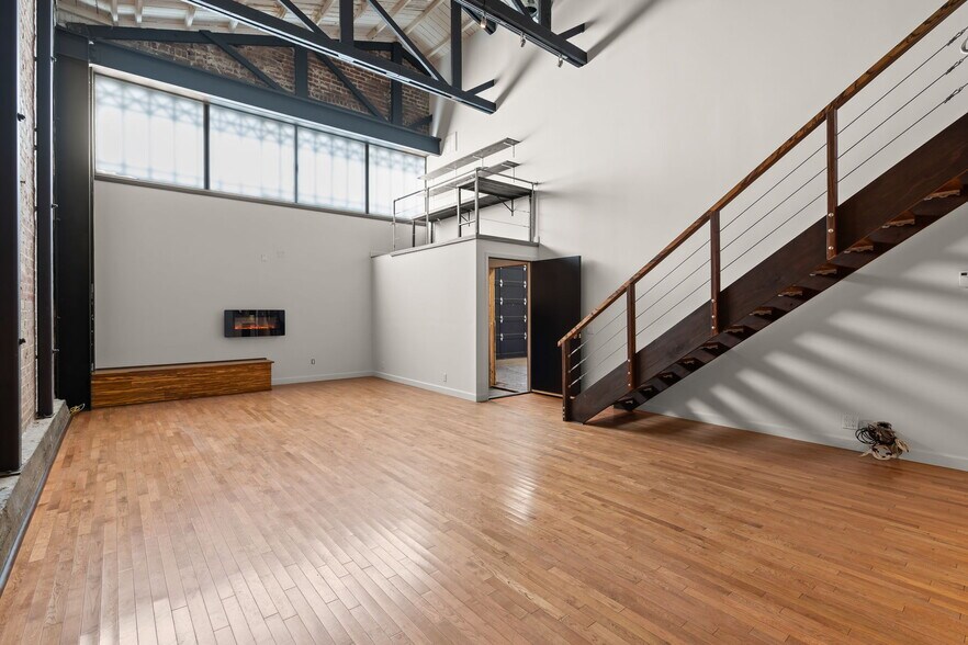 More Photos Of 865 Post St, San Francisco Storefront For Lease