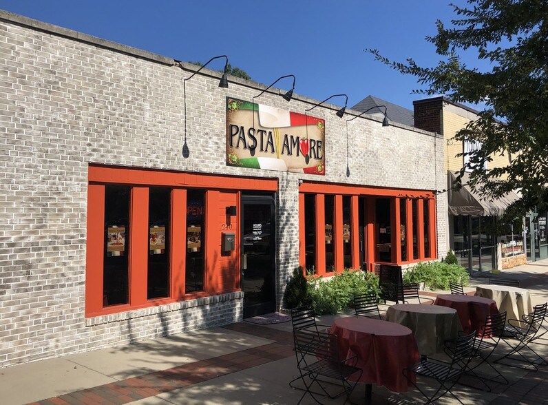 240 W Broad St, Statesville, NC 28677 Restaurant For Sale