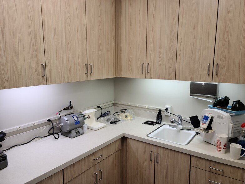 More Photos Of 2240 N Harbor Blvd, Fullerton Medical For Lease