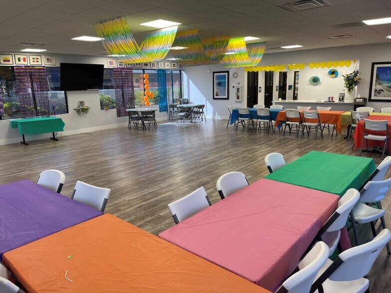 More Photos Of 493 Semoran Blvd, Casselberry Medical For Lease