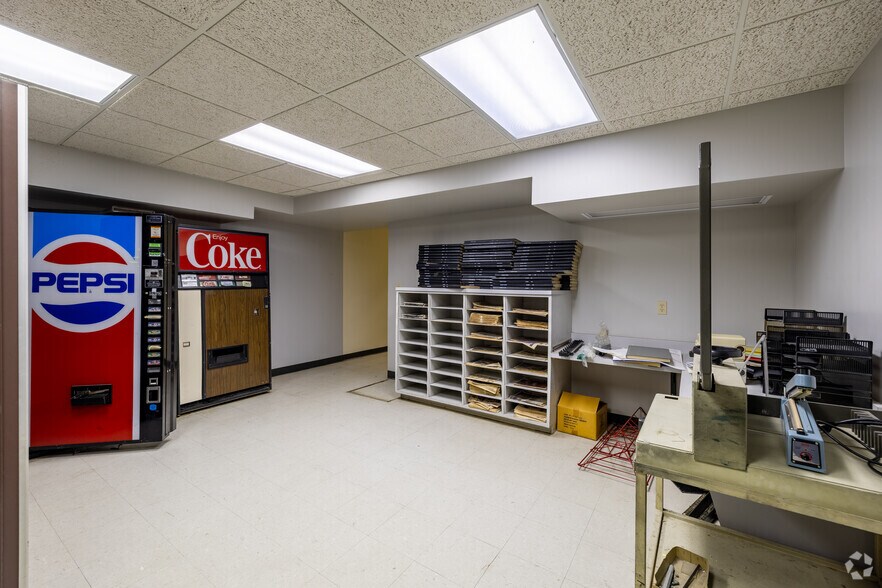 More Photos Of 1254 27th Ave, Columbus Loft Creative Space For Sale