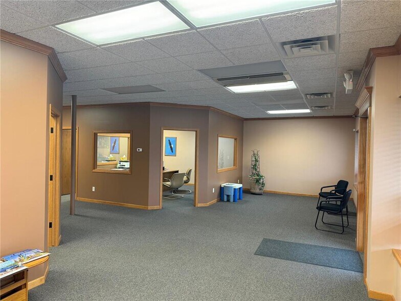More Photos Of 540 25th Ave N, Saint Cloud Office For Sale