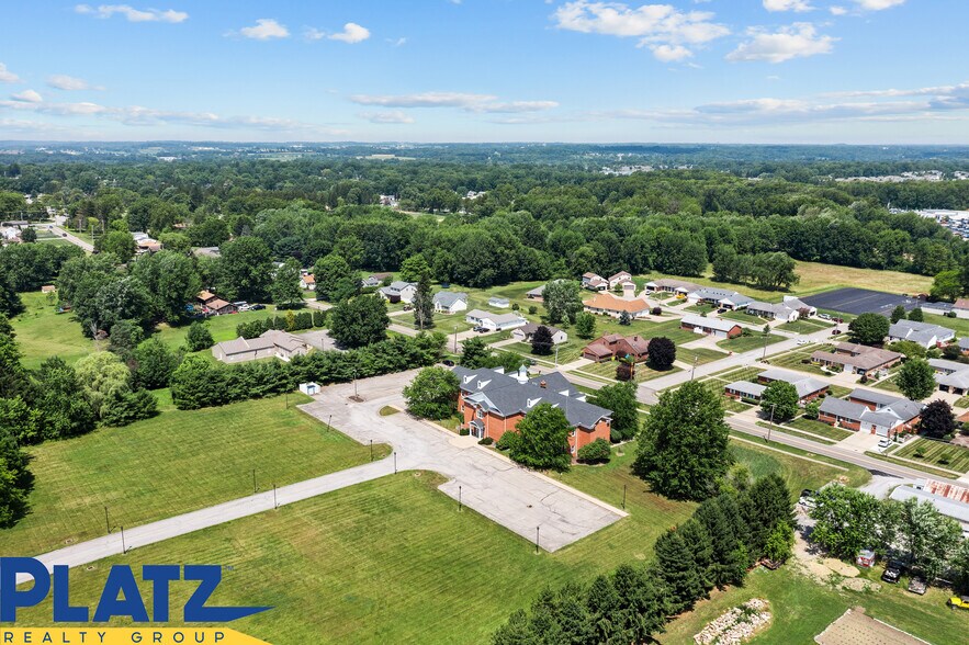 More Photos Of 750 E Park Ave, Columbiana Medical For Sale