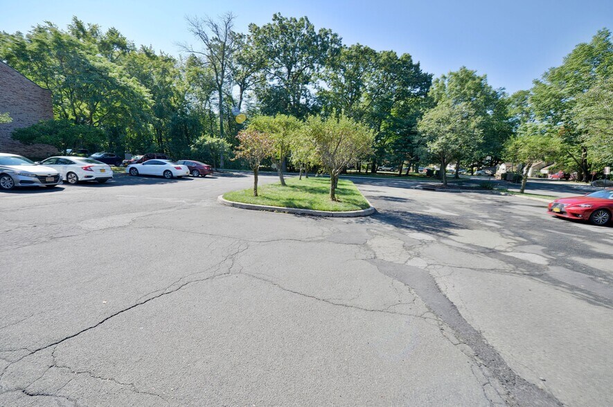 More Photos Of 55 Old Nyack Tpke, Nanuet Office For Sale