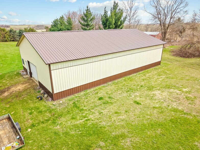 More Photos Of 2280 S Rock City Rd, Ridott Multifamily For Sale