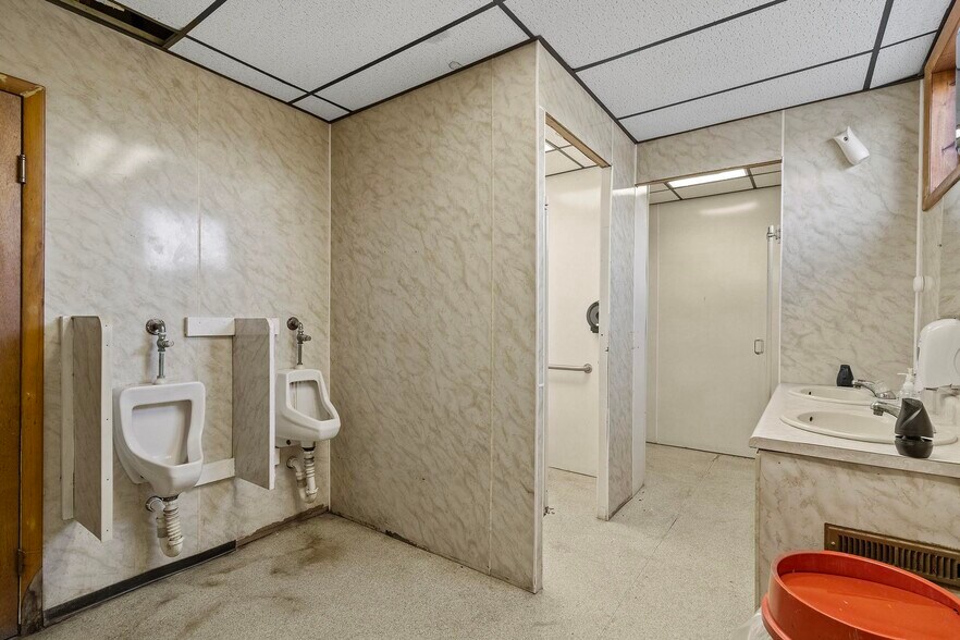 More Photos Of 45 Blanchard Rd, Potsdam Lodge Meeting Hall For Sale