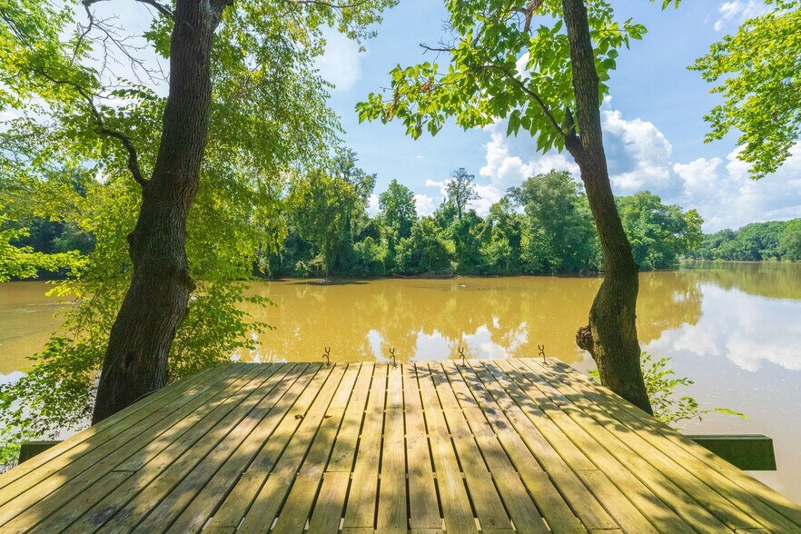 More Photos Of 1638 Old Minor Rd, Culloden Specialty For Sale