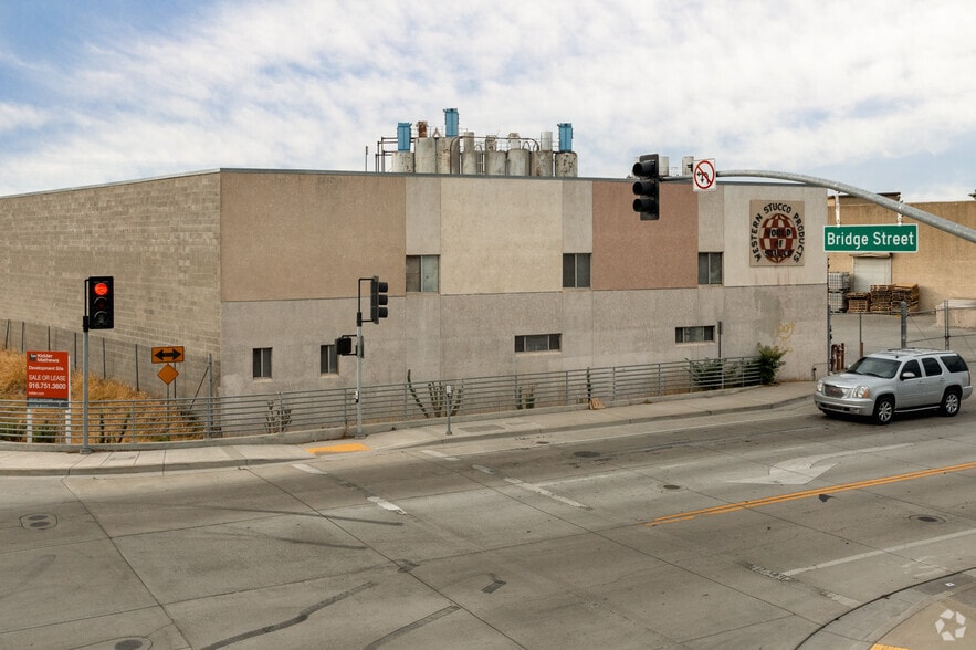 More Photos Of 860-870 Riske Ln, West Sacramento Warehouse For Lease