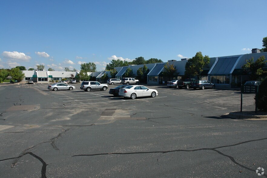 More Photos Of 7115-7149 Shady Oak Rd, Eden Prairie Light Manufacturing For Lease