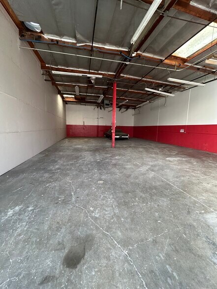 More Photos Of 2416 Whipple Rd, Hayward Auto Dealership For Lease
