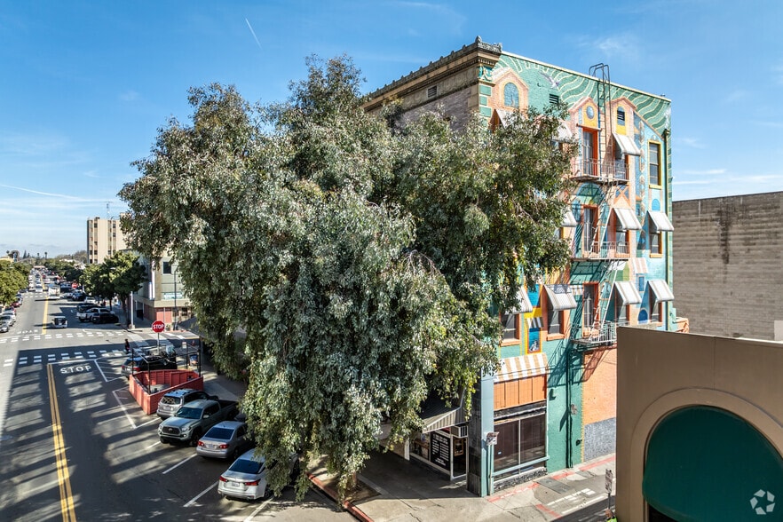 More Photos Of 1024-1032 J St, Modesto Office For Lease