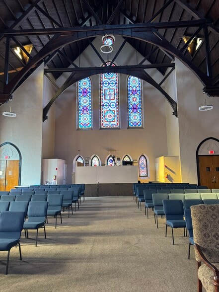 More Photos Of 1 N Fulton Ave, Baltimore Religious Facility For Lease