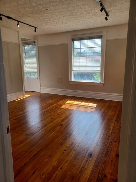 More Photos Of 1830 N Pearl St, Jacksonville Office Residential For Lease