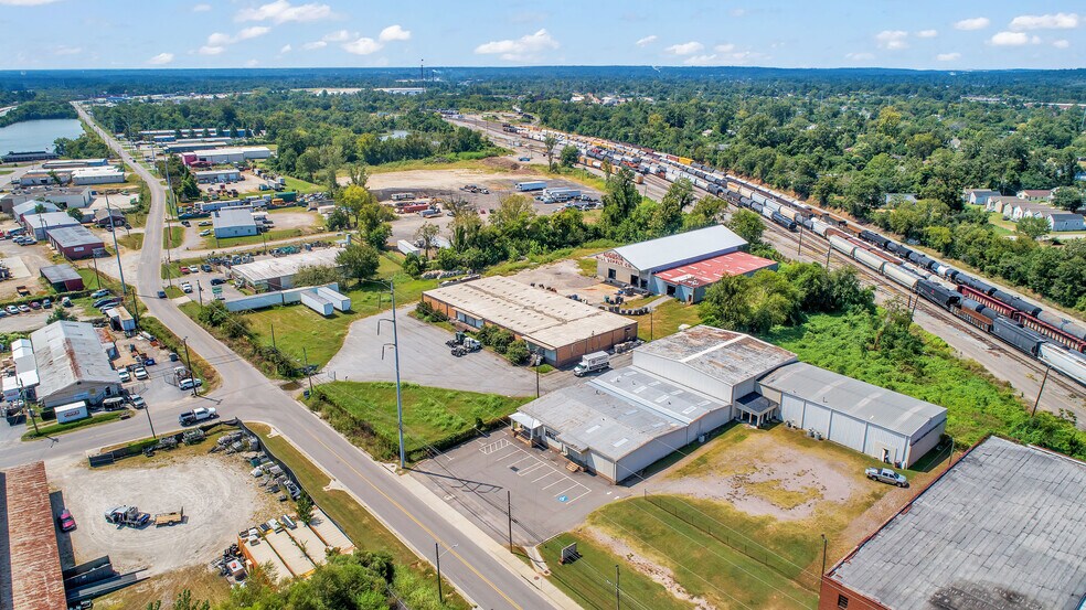 More Photos Of 1219 New Savannah Rd, Augusta Distribution For Lease