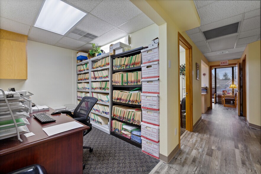 More Photos Of 7820-7822 27th St W, University Place Medical For Sale