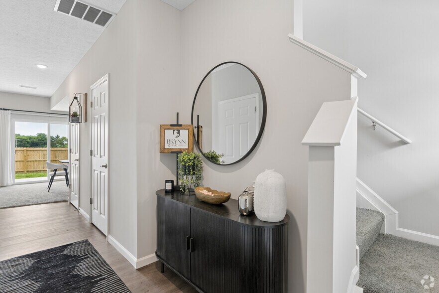 More Photos Of 11 Woodford Way, Pataskala Apartments For Sale