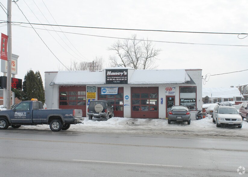 More Photos Of 11 S Central Ave, Mechanicville Auto Repair For Sale