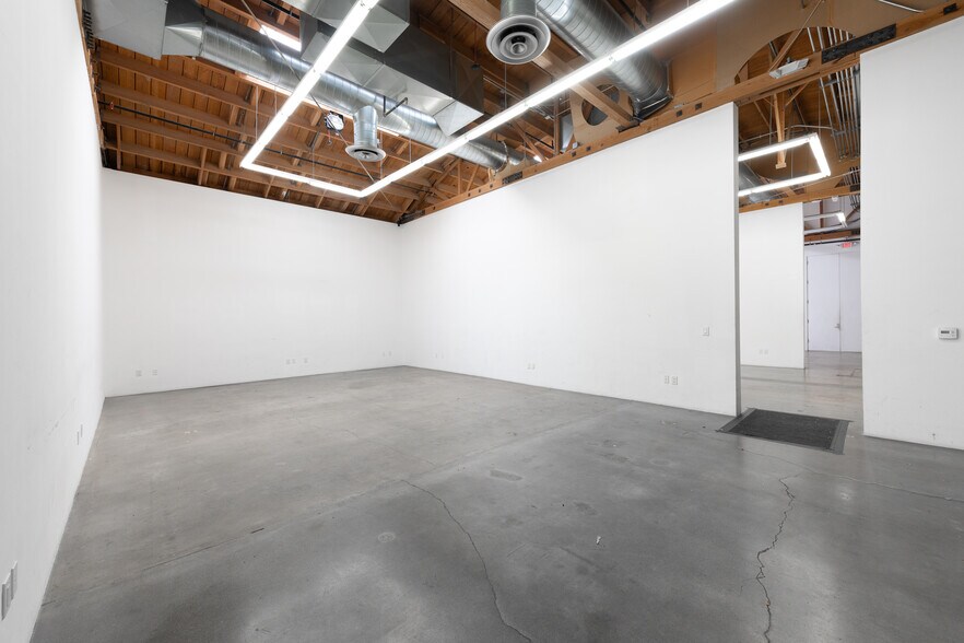 More Photos Of 6006 Washington Blvd, Culver City Loft Creative Space For Sale