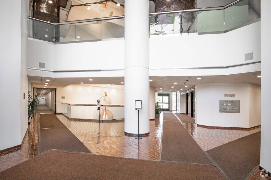 More Photos Of 145 Pinelawn Rd, Melville Office For Lease