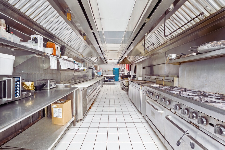 More Photos Of 790 S Atlantic Ave, Ormond Beach Restaurant For Sale