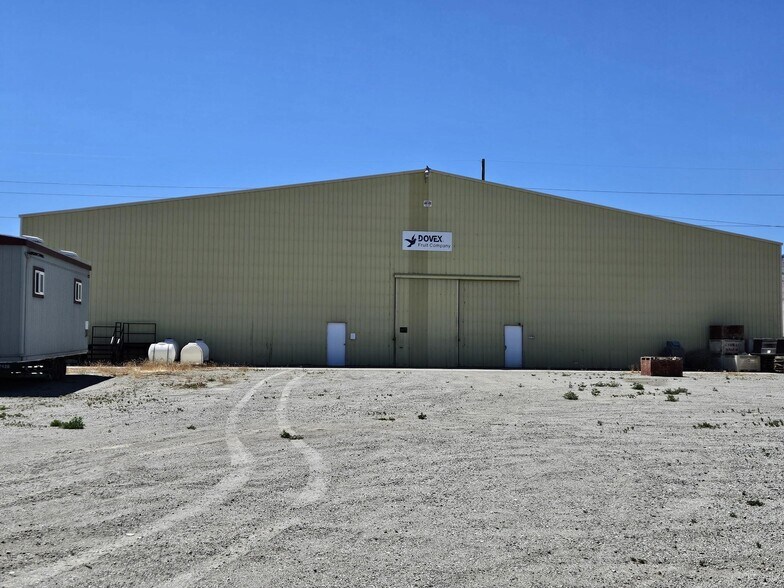 More Photos Of 1012 Walla Walla Ave, Wenatchee Warehouse For Lease
