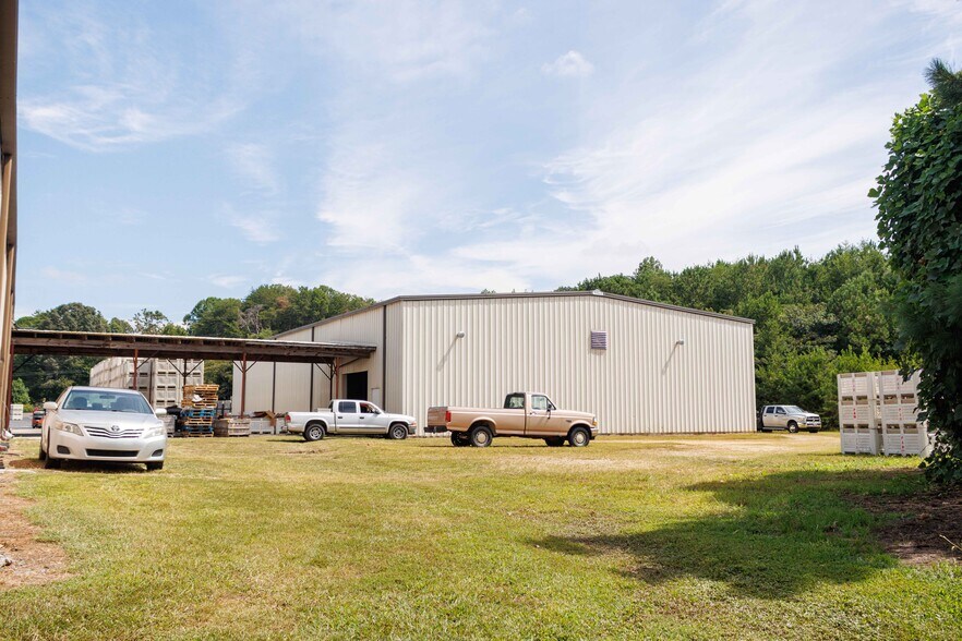 More Photos Of 63 Talona Spur Rd, Ellijay Freestanding For Sale