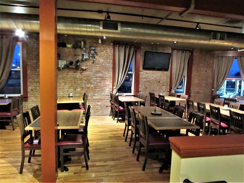 More Photos Of 6931 Gravois Ave, Saint Louis Restaurant For Lease