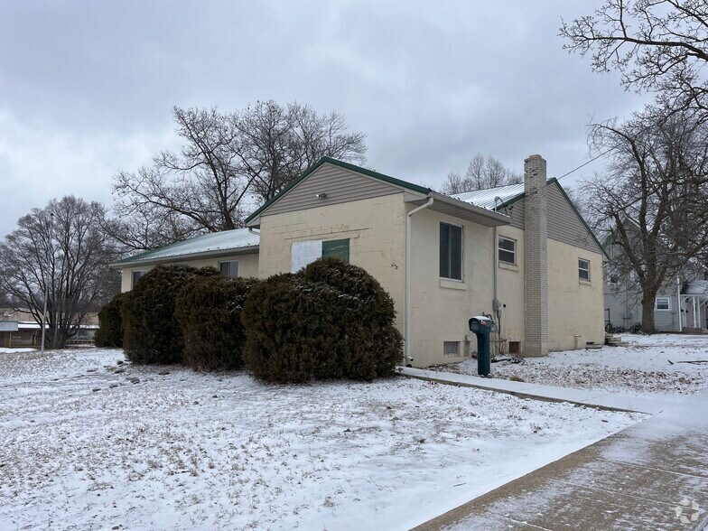 Primary Photo Of 240 Ashfield St, Belding Lodge Meeting Hall For Sale