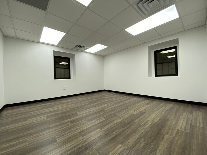 More Photos Of 1467 Union Valley Rd, West Milford Coworking Space