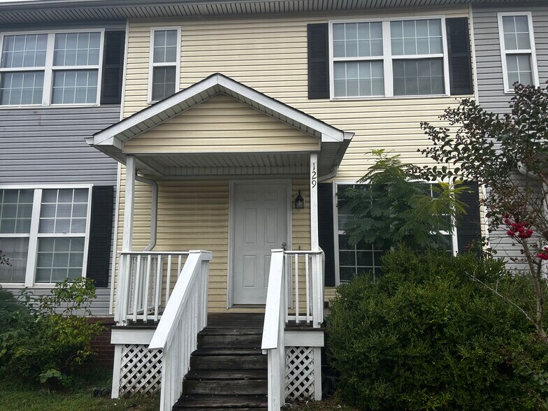 More Photos Of 120 Cloverdale St, Jackson Multifamily For Sale