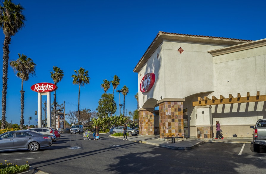 More Photos Of 3380 N Los Coyotes Diagonal, Long Beach Supermarket For Sale