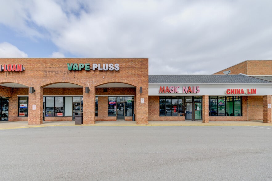 More Photos Of 501-701 Belt Line Rd, Collinsville Unknown For Lease