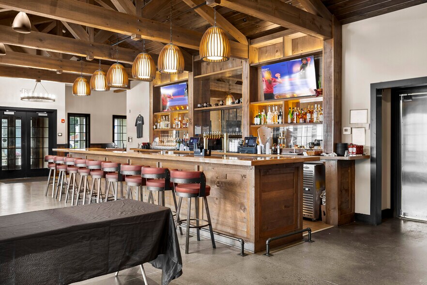 More Photos Of 42 S Main St, Voorheesville Restaurant For Sale