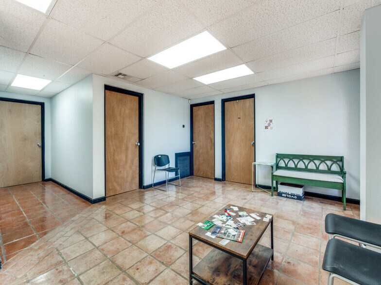 More Photos Of 14732 Bulverde Rd, San Antonio Warehouse For Sale