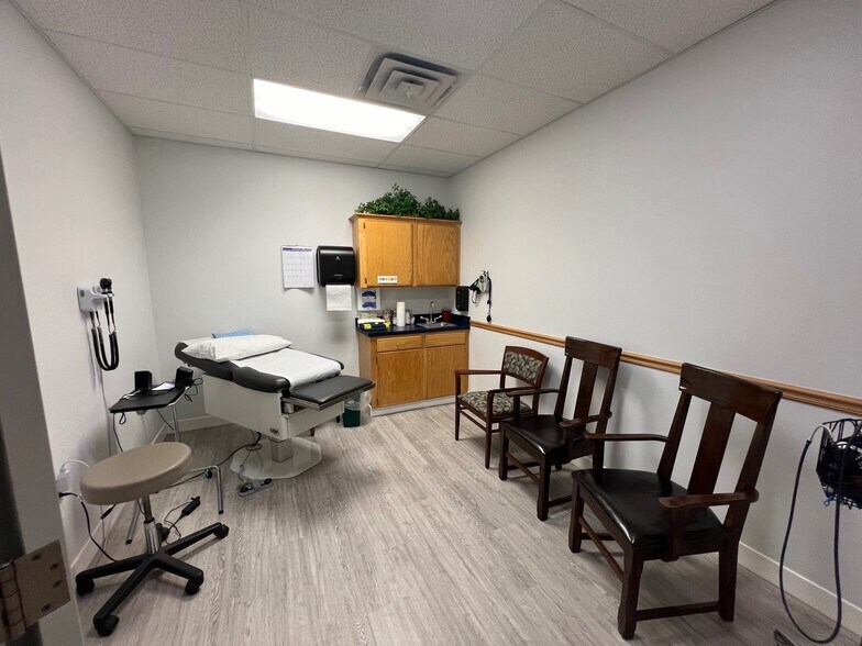 More Photos Of 609 Virginia Ave, Ponca City Healthcare For Lease