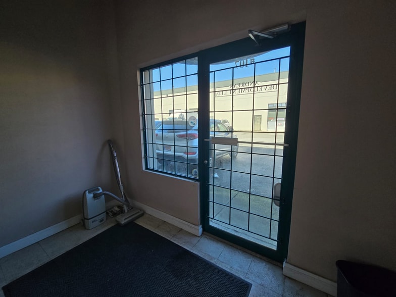 More Photos Of 17957 55th Ave, Surrey Warehouse For Sale