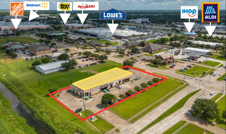 More Photos Of 502 This Way, Lake Jackson General Retail For Sale