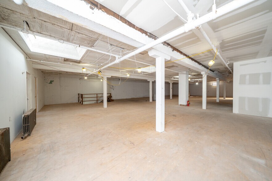 More Photos Of 189 Monroe St, Passaic Warehouse For Sale