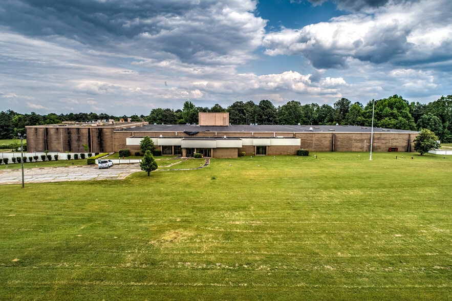 More Photos Of 1664 Sharon Rd, Washington Warehouse For Sale