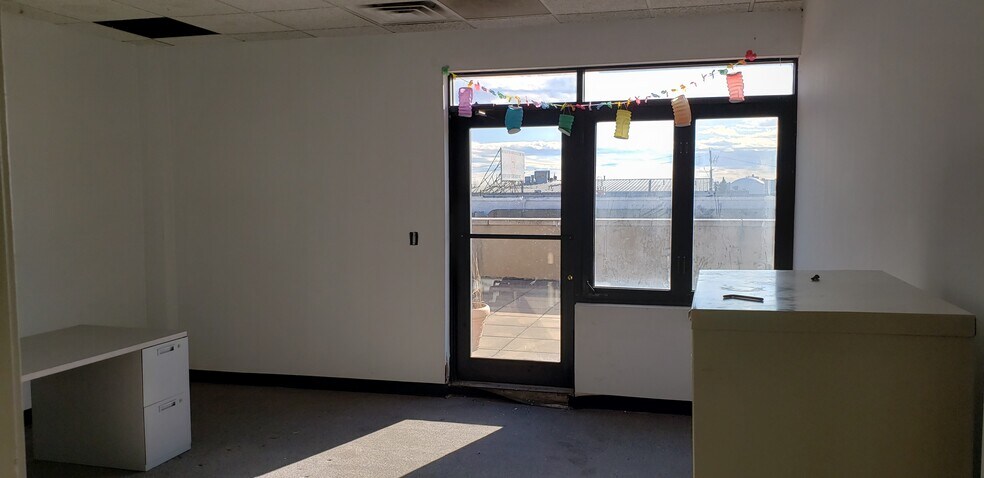 More Photos Of 43-20 54th Rd, Maspeth Warehouse For Sale