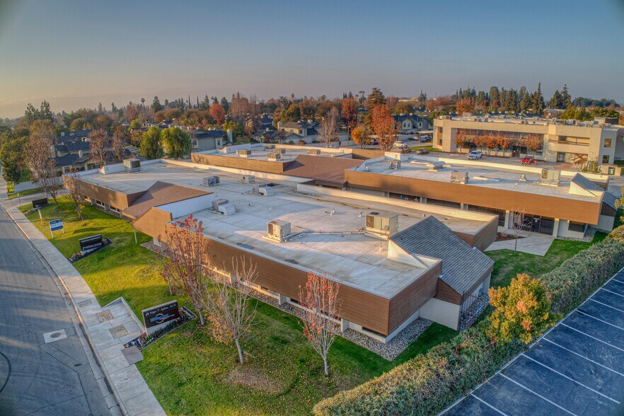 More Photos Of 5300 Lennox Ave, Bakersfield Medical For Lease