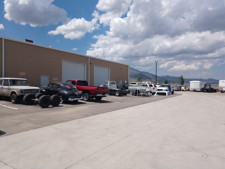 More Photos Of 874 N SR 73, Fairfield Unknown For Lease