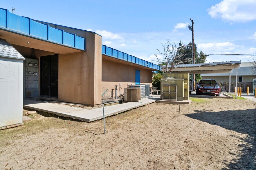 More Photos Of 3520 E Shields Ave, Fresno Medical For Sale