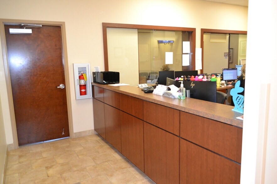 More Photos Of 6606 Stadium Dr, Zephyrhills Medical For Sale