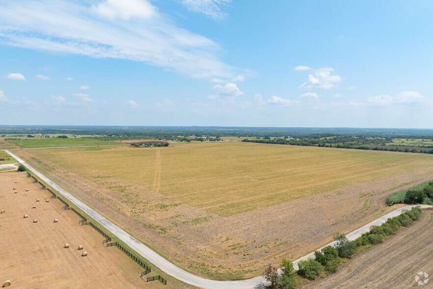 More Photos Of Alt 90 and Hoffman, Seguin Land For Sale