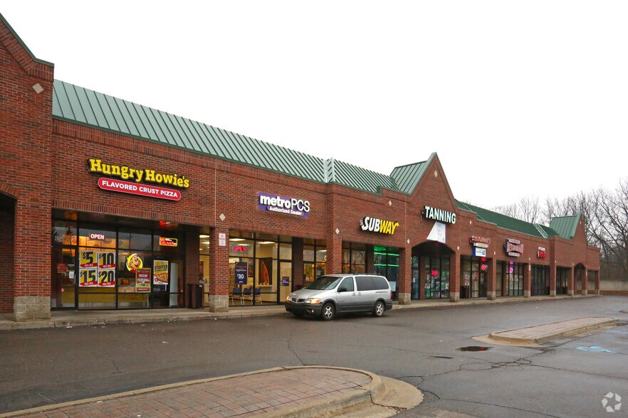 More Photos Of 8811-8899 Newburgh Rd, Livonia Unknown For Lease