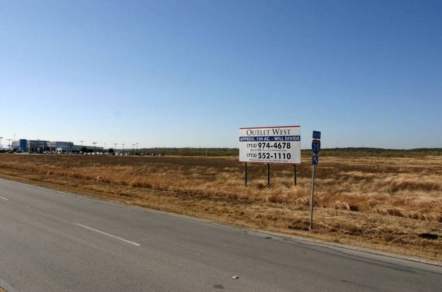 More Photos Of 4300 S I-35, San Marcos Land For Sale