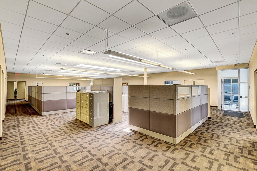 More Photos Of 1130 Wigwam Pky, Henderson Office Residential For Sale